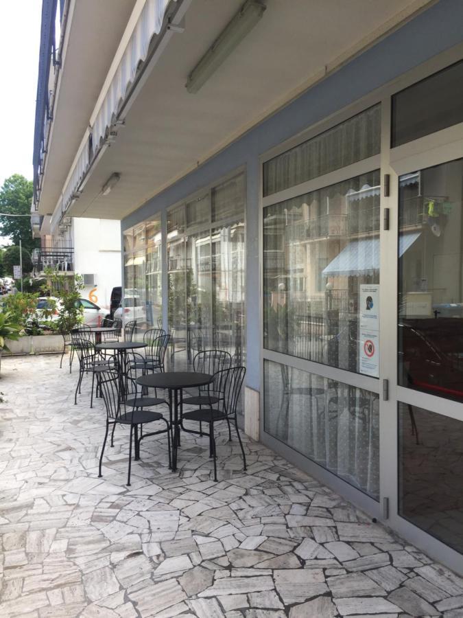 Hotel Blue Sky Rimini Exterior photo